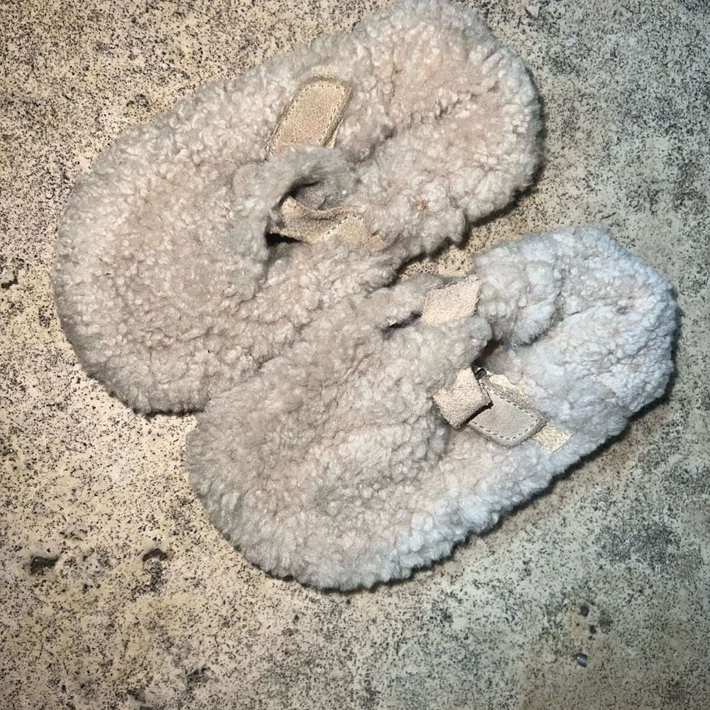 Little kids Zara teddy bear moccasins